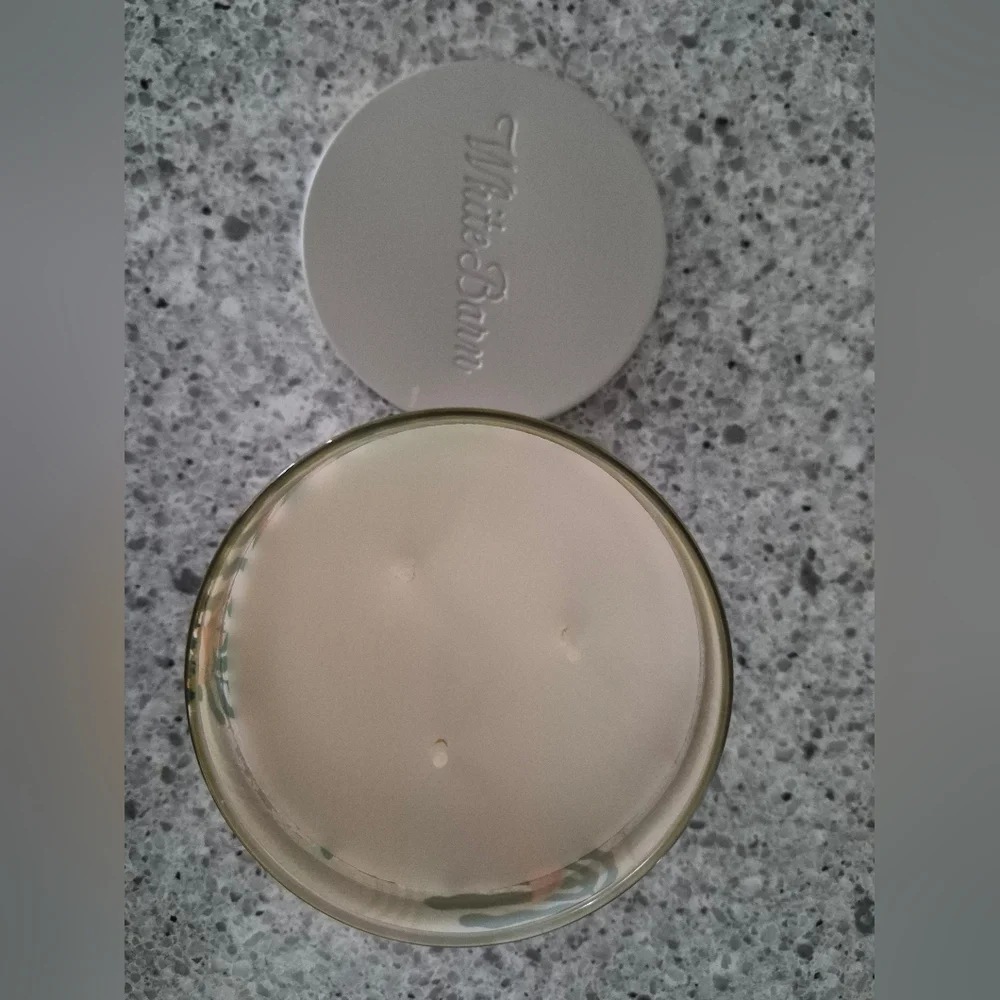 NEW White Barn Santorini Coast 14.5oz 3-Wick Candle - Picture 4 of 4